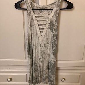 American Eagle tank size medium